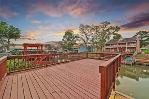 734 Lake View Dr, Montgomery, TX 77356 - Photo 43