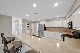 734 Lake View Dr, Montgomery, TX 77356 - Photo 11