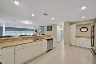 734 Lake View Dr, Montgomery, TX 77356 - Photo 13