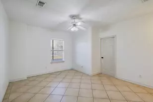 1306 Spring Branch Dr, Baytown, TX 77523 - Photo 15