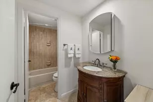 49 Briar Hollow Ln, Houston, TX 77027 - Photo 13