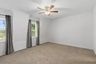 1349 Mardi Ln, Houston, TX 77055 - Photo 15