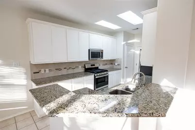 11 Summerhaze Circle, The Woodlands, TX 77382 - Photo 7