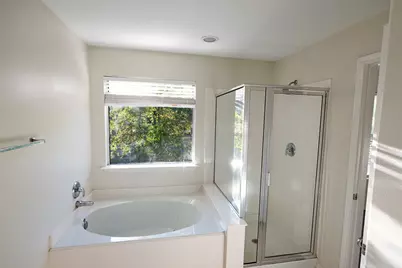 11 Summerhaze Circle, The Woodlands, TX 77382 - Photo 17