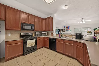 26910 Kingston Glen Lane, Katy, TX 77494 - Photo 13
