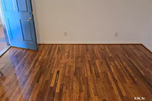 301 Avondale St, Houston, TX 77006 - Photo 11