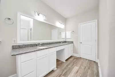 143 W Wading Pond Circle, Tomball, TX 77375 - Photo 31