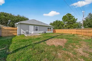 9418 Belleclaire Ln, Houston, TX 77044 - Photo 35