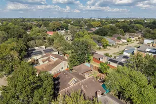 10831 Valley Hills Dr, Houston, TX 77071 - Photo 39
