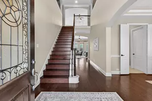 5330 Briarwick Meadow Ln, Sugar Land, TX 77479 - Photo 5