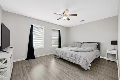 14818 Aberdeen Meadow Lane, Houston, TX 77053 - Photo 13