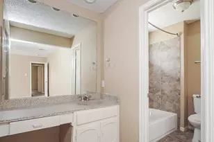 15850 Alger Dr, Houston, TX 77489 - Photo 9