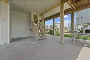 4126 Courageous Ln, Galveston, TX 77554 - Photo 33