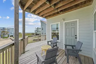 4126 Courageous Ln, Galveston, TX 77554 - Photo 15