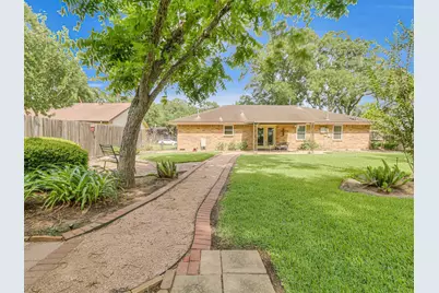 805 Bluebonnet Lane, Katy, TX 77493 - Photo 11