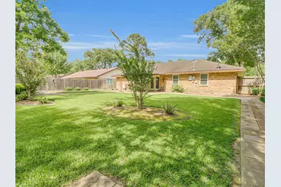 805 Bluebonnet Lane, Katy, TX 77493 - Photo 13