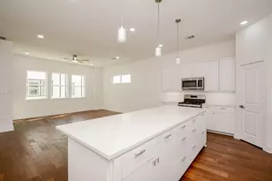 426 Sikes St, Houston, TX 77018 - Photo 11