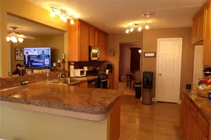 303 Coronation Dr, Houston, TX 77034 - Photo 5