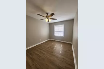 138 W Marion, Clute, TX 77531 - Photo 5