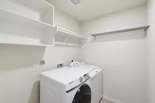 233 W 26th St, Houston, TX 77008 - Photo 23