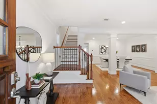 233 W 26th St, Houston, TX 77008 - Photo 5
