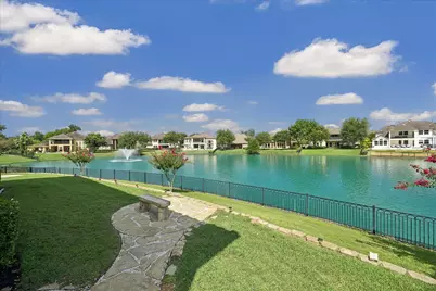 4806 Beamer Creek Court, Sugar Land, TX 77479 - Photo 35