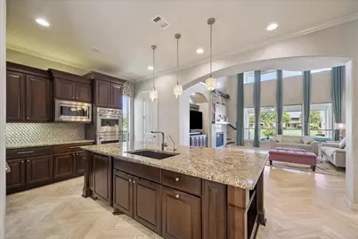 4806 Beamer Creek Court, Sugar Land, TX 77479 - Photo 17