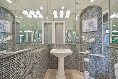 4806 Beamer Creek Court, Sugar Land, TX 77479 - Photo 19