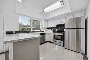 12706 Braewood Glen Ln, Houston, TX 77072 - Photo 5