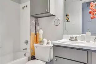 7610 Cameron Rd, Austin, TX 78752 - Photo 13