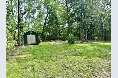 202 Spring Creek Loop, Livingston, TX 77351 - Photo 9