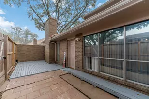 13911 Hollowgreen Dr, Houston, TX 77082 - Photo 3