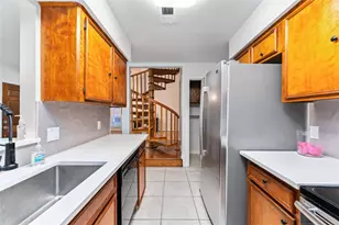 13911 Hollowgreen Dr, Houston, TX 77082 - Photo 5