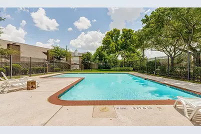 13911 Hollowgreen Drive, Houston, TX 77082 - Photo 29