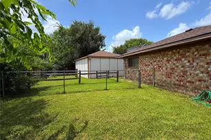 11430 Sagemorgan Dr, Houston, TX 77089 - Photo 21