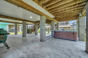 28 Dolphin St, Bayou Vista, TX 77563 - Photo 11