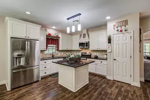 9107 Black Buck Ln, Conroe, TX 77303 - Photo 11