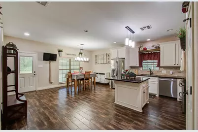 9107 Black Buck Lane, Conroe, TX 77303 - Photo 9