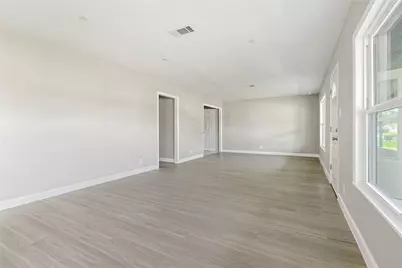 4910 Eppes Street, Houston, TX 77021 - Photo 5