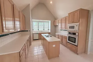 16018 Tall Pine Dr, Pasadena, TX 77059 - Photo 7