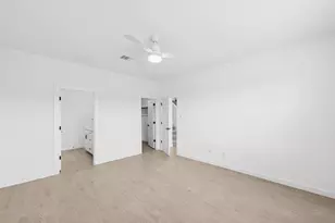 513 Monarch Trl, Huntsville, TX 77340 - Photo 11