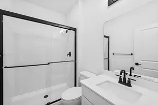 513 Monarch Trl, Huntsville, TX 77340 - Photo 5