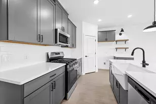 513 Monarch Trl, Huntsville, TX 77340 - Photo 7