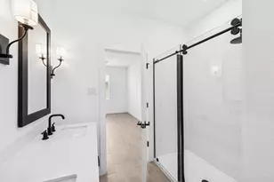 513 Monarch Trl, Huntsville, TX 77340 - Photo 13