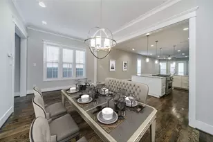 402 W 28th St, Houston, TX 77008 - Photo 9