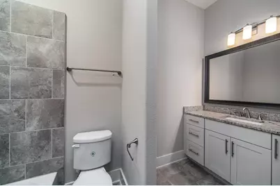 402 W 28th Street, Houston, TX 77008 - Photo 21