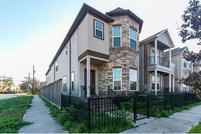 402 W 28th Street, Houston, TX 77008 - Photo 3