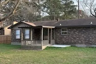 219 County Line Rd, Willis, TX 77378 - Photo 9