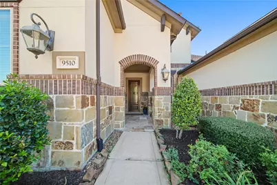9510 Spring Rose Drive, Missouri City, TX 77459 - Photo 5