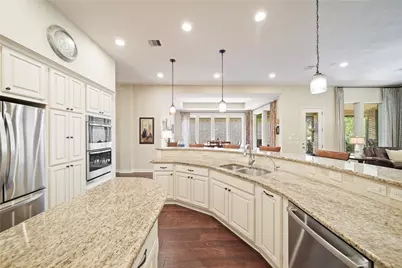 9510 Spring Rose Drive, Missouri City, TX 77459 - Photo 13